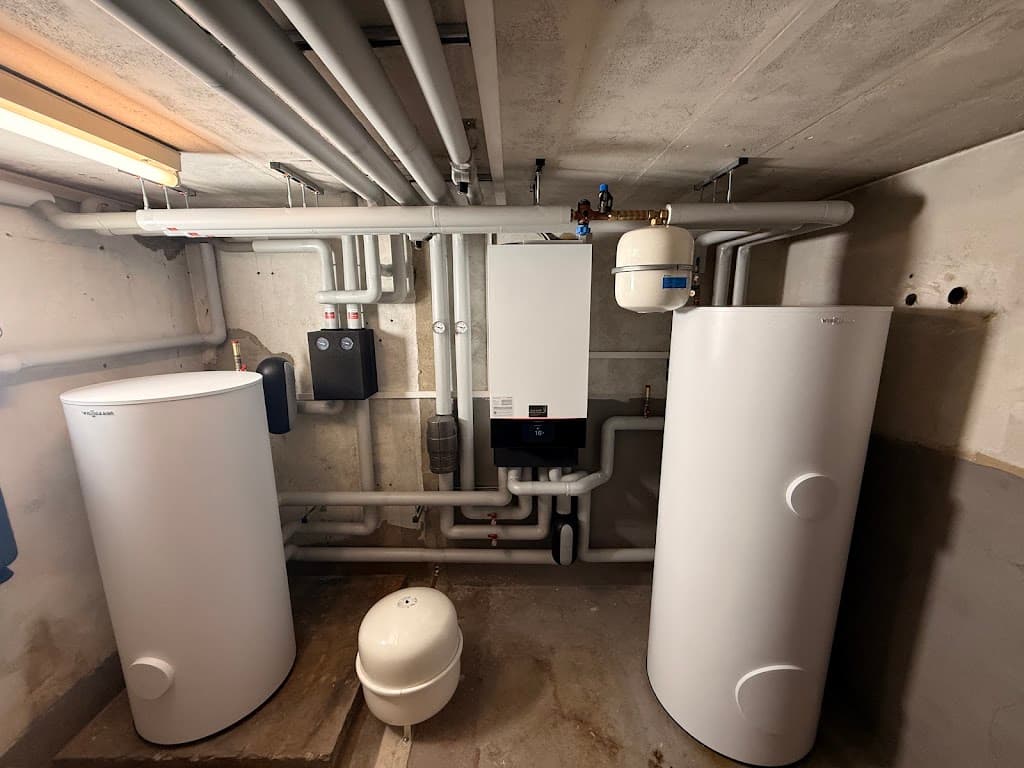 Jung GmbH • Wärmepumpen & Photovoltaik
