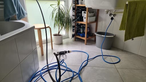 RohrXPERT Rohrreinigung, Kanalreinigung, Abflussreinigung, Dachrinnenreinigng — Kundenfoto